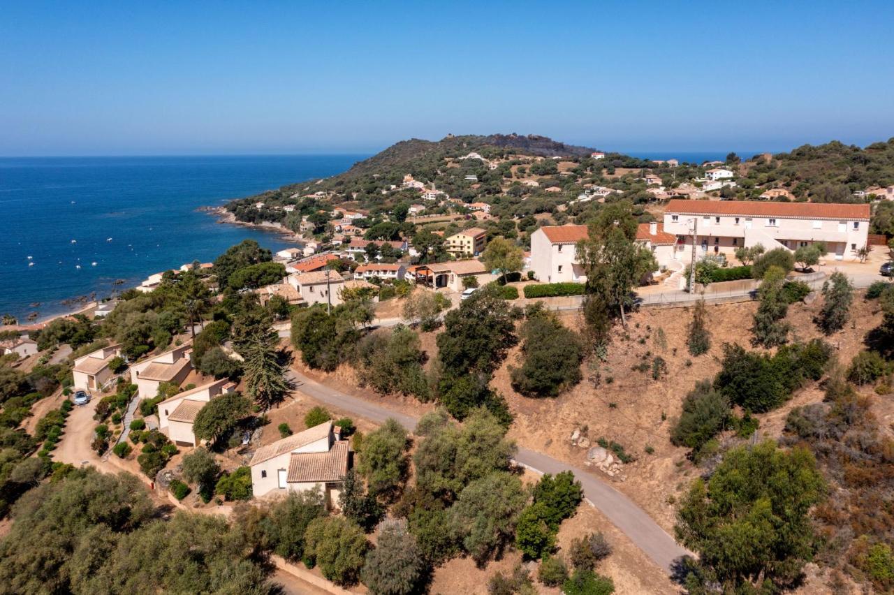 Residence Roc E Mare Tiuccia Exteriér fotografie