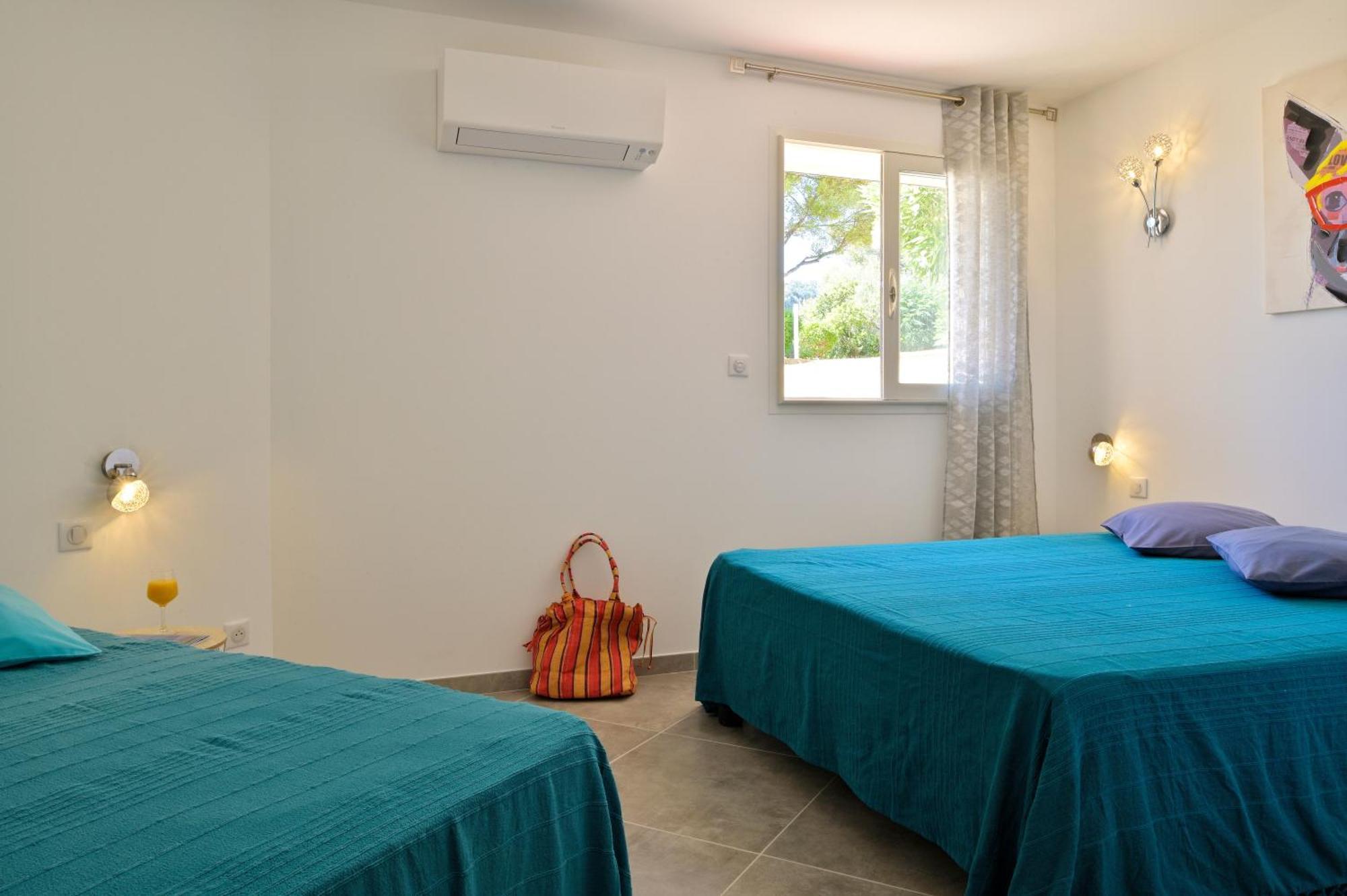 Residence Roc E Mare Tiuccia Pokoj fotografie